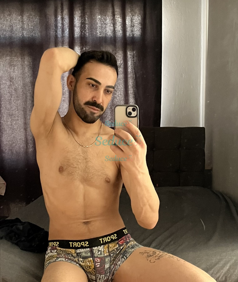 Photo escort girl Ferman: the best escort service