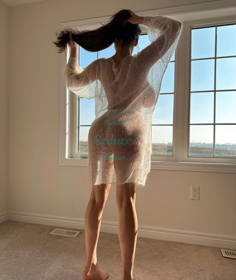 Photo escort girl Asakawa Sara: the best escort service