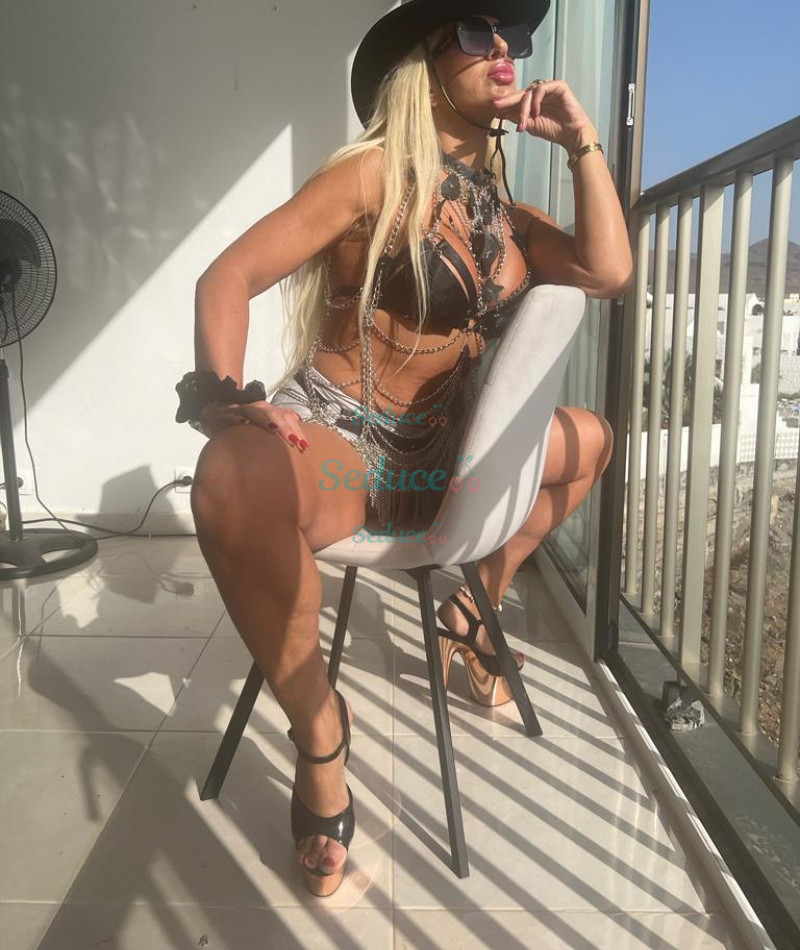 Photo escort girl Dominantna  boginja: the best escort service