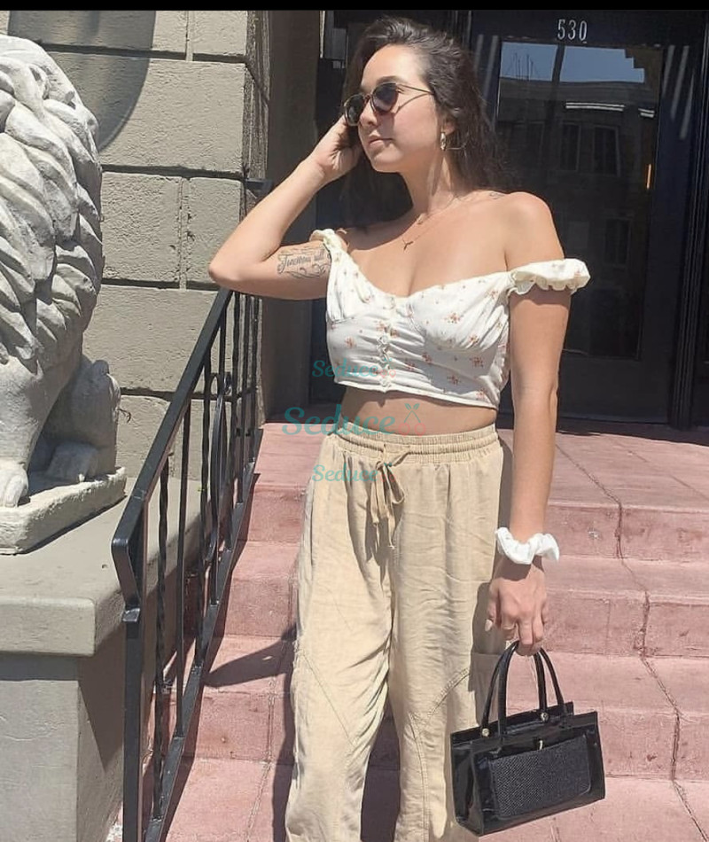 Photo escort girl Bellinealexx: the best escort service