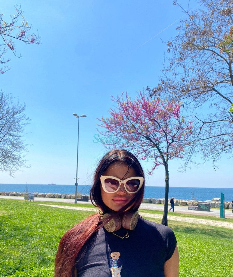 Photo escort girl Lolita: the best escort service
