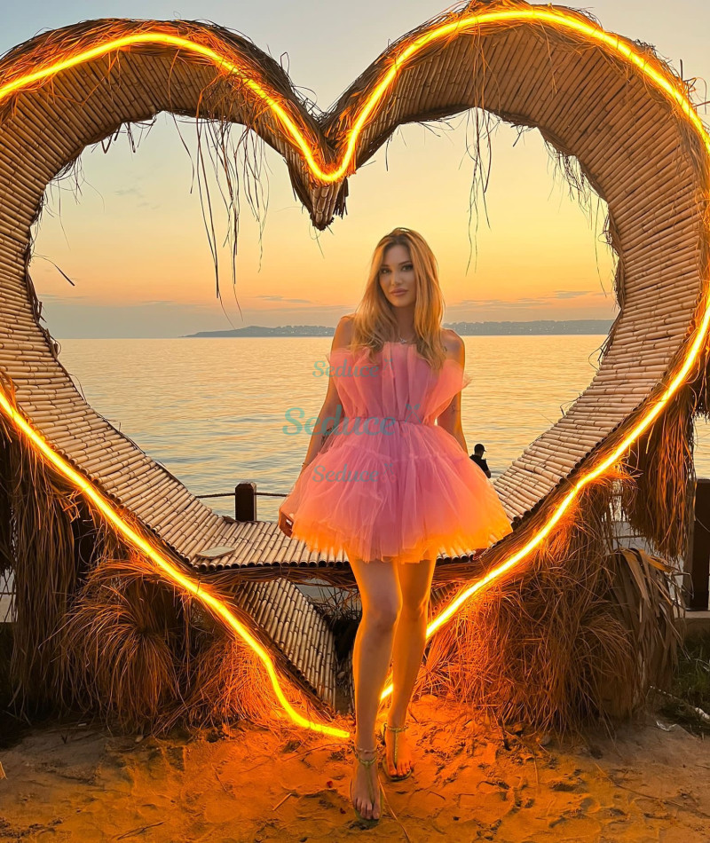 Photo escort girl Gizem : the best escort service