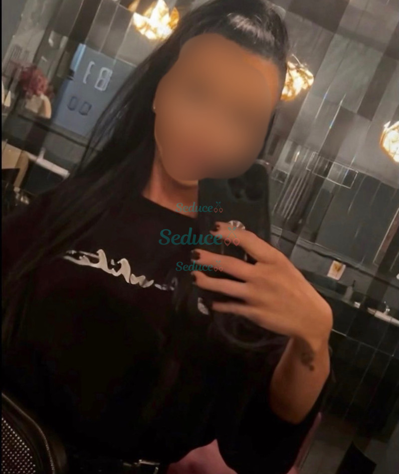 Photo escort girl Laura: the best escort service