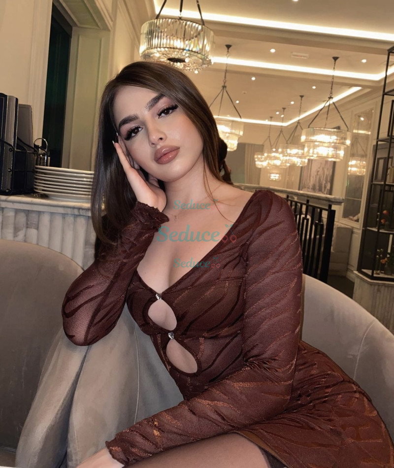 Photo escort girl Yulya: the best escort service