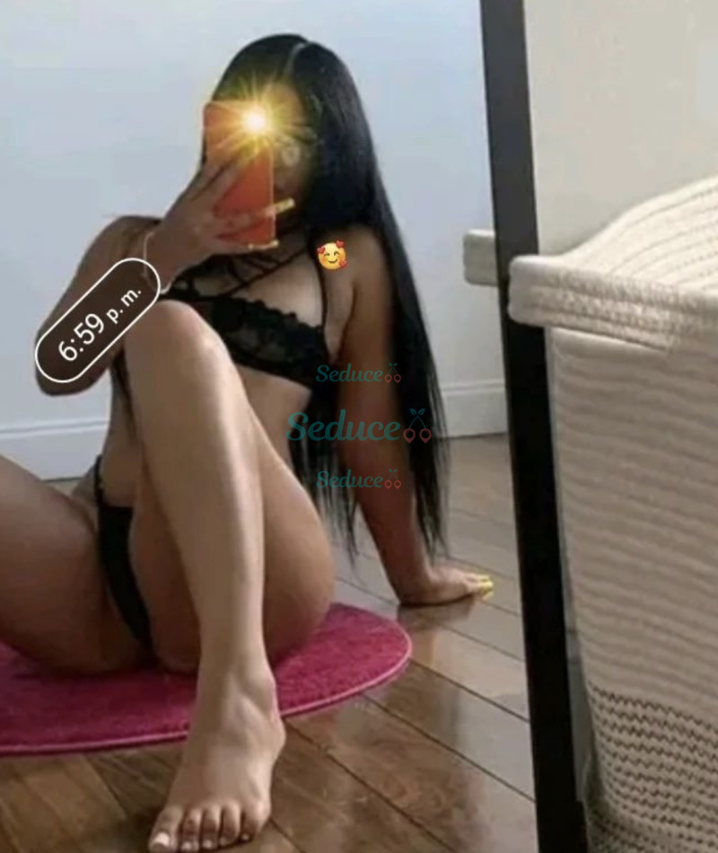 Photo escort girl Valen: the best escort service