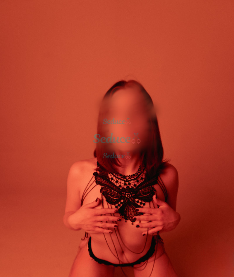 Photo escort girl SaRa: the best escort service