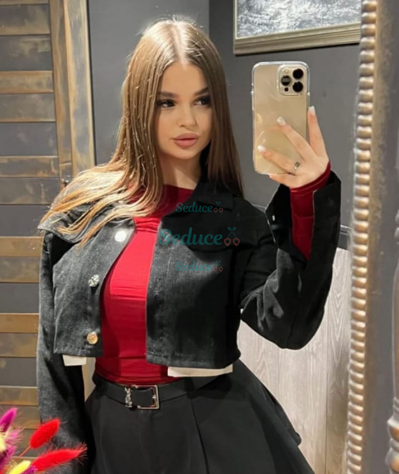Photo escort girl BELLA: the best escort service