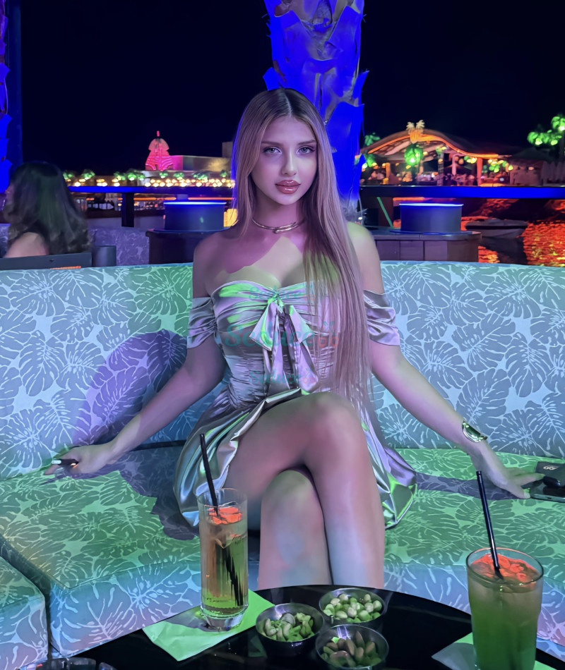 Photo escort girl Alya Pavlov: the best escort service