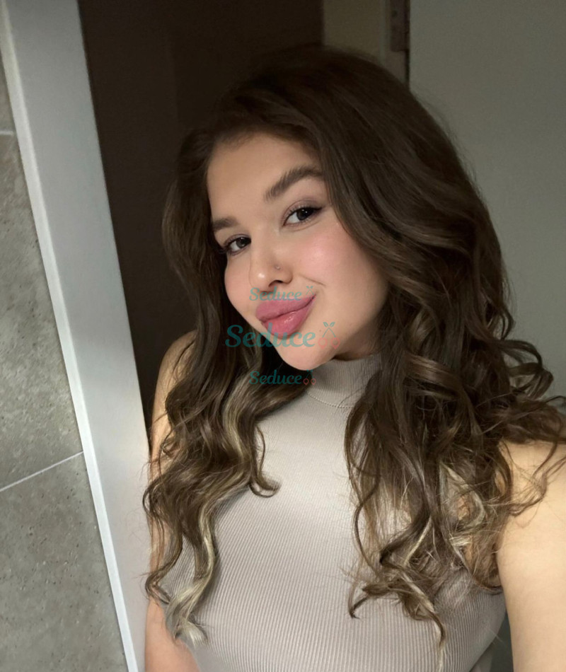 Photo escort girl Alexa: the best escort service