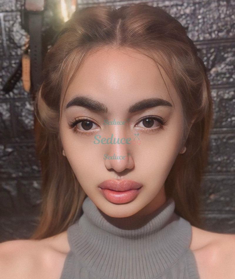 Photo escort girl Caroline: the best escort service
