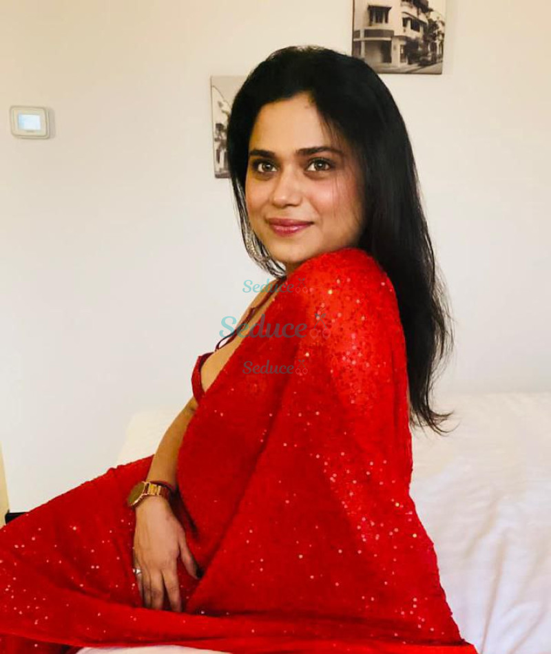 Photo escort girl Hricha: the best escort service