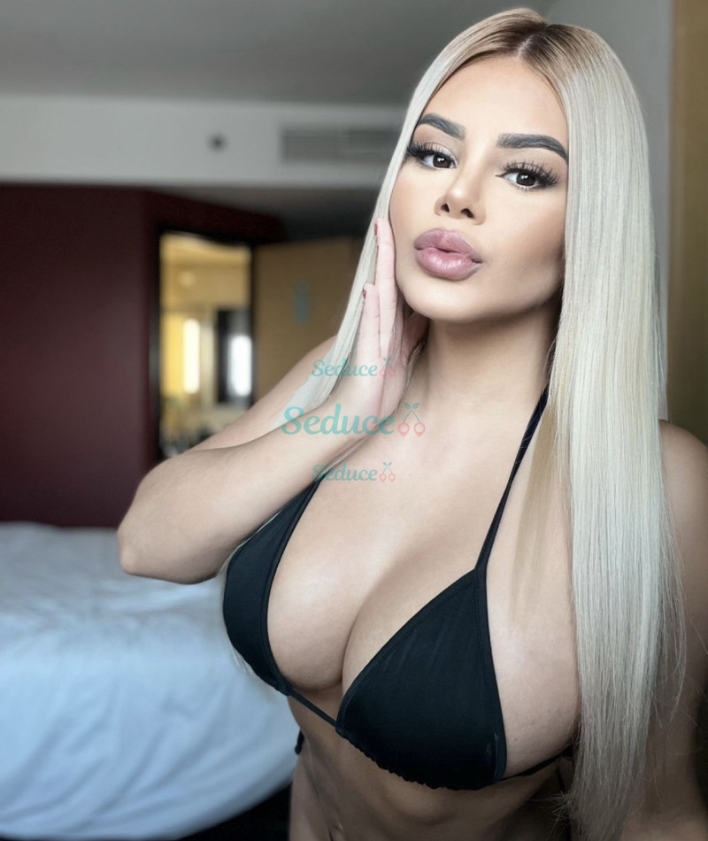 Photo escort girl Mariana: the best escort service