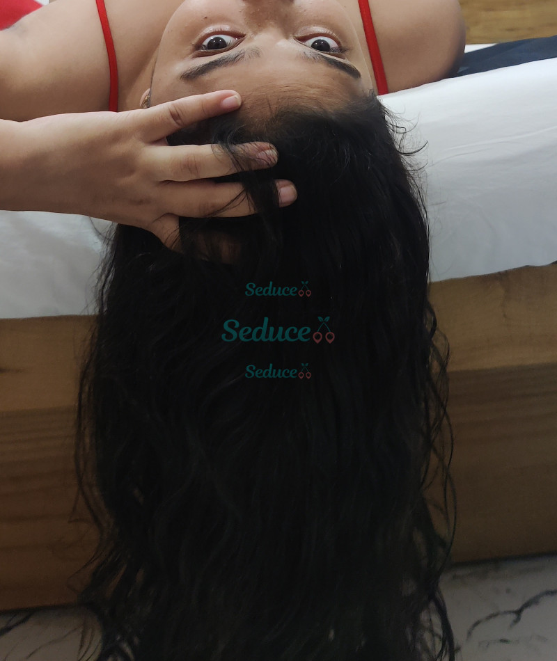 Photo escort girl Sana: the best escort service