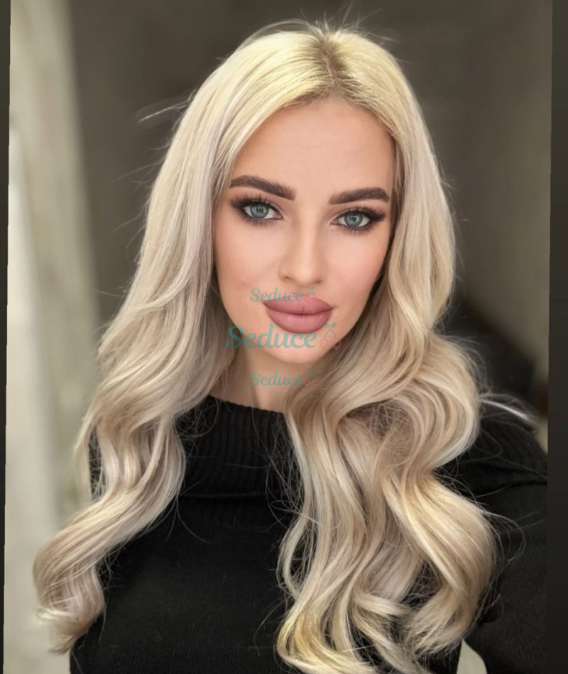 Photo escort girl IRINA: the best escort service