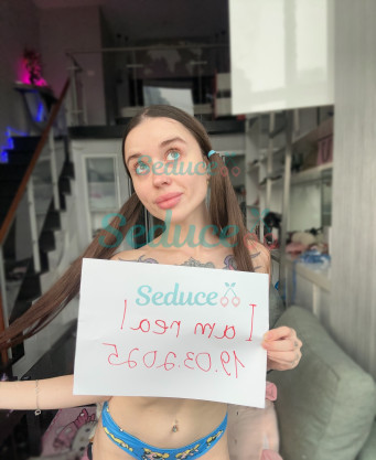 Photo escort girl Alena : the best escort service