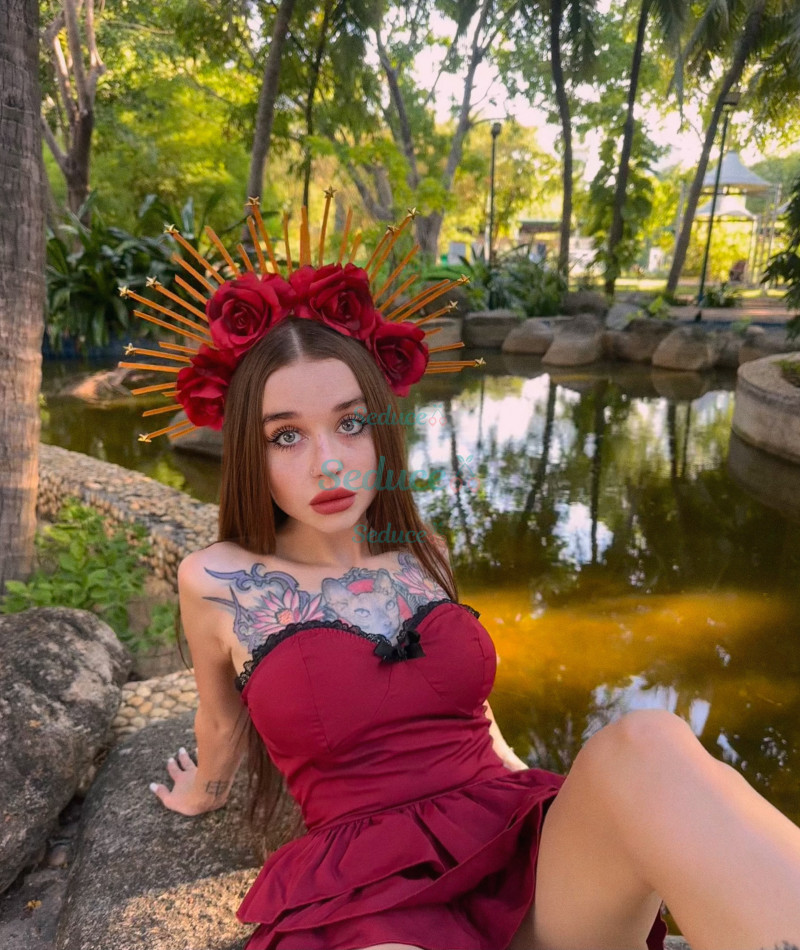 Photo escort girl Alena : the best escort service