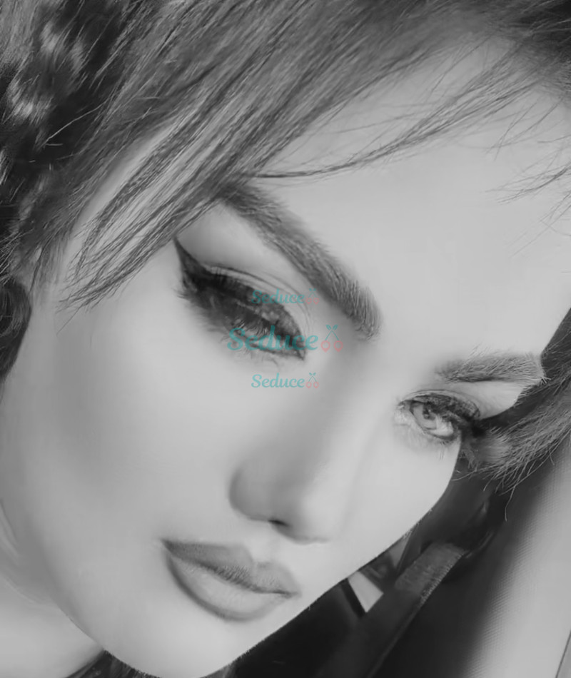 Photo escort girl Elina: the best escort service