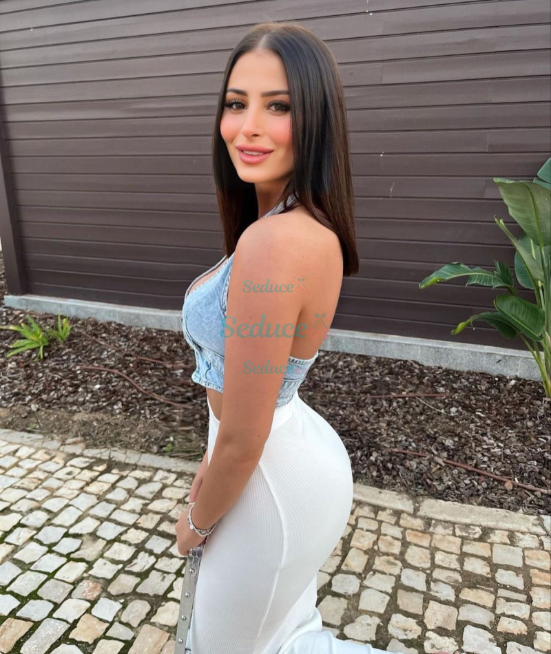 Photo escort girl Aleymina: the best escort service