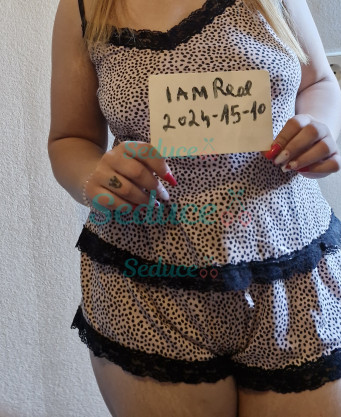 Photo escort girl Aisha: the best escort service