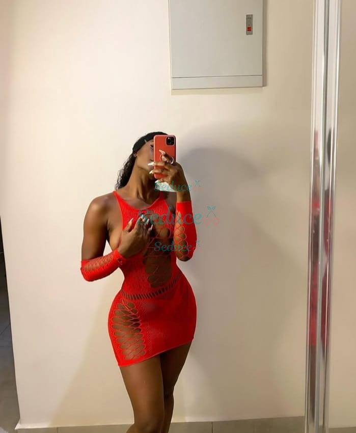 Photo escort girl Rihanna : the best escort service