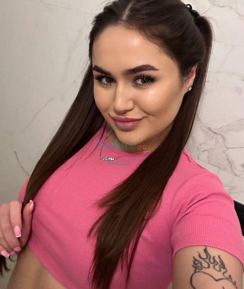 Photo escort girl Ariella: the best escort service
