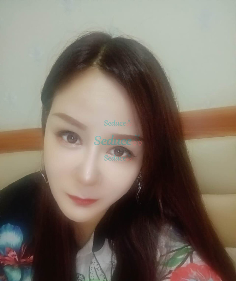 Photo escort girl Anduola: the best escort service