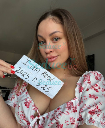 Photo escort girl Hubofcandy: the best escort service