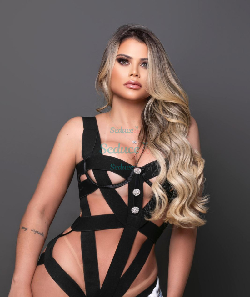 Photo escort girl Vera: the best escort service