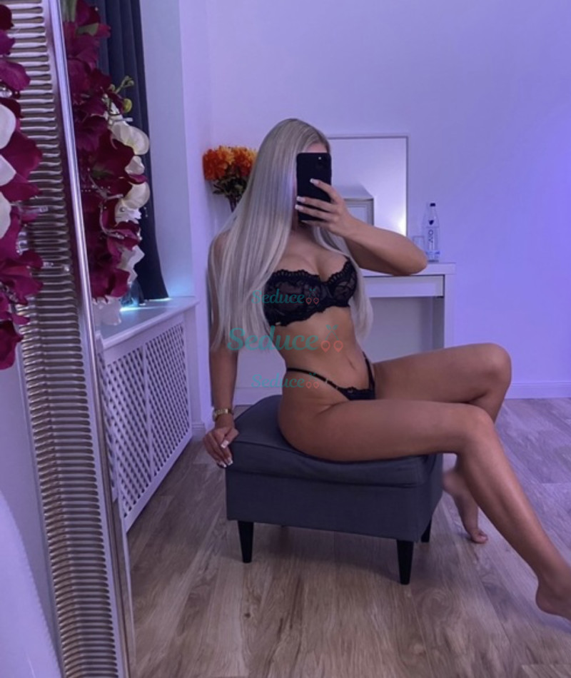 Photo escort girl Alesksandra: the best escort service