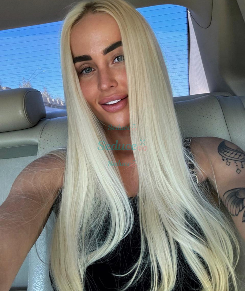 Photo escort girl Karina: the best escort service