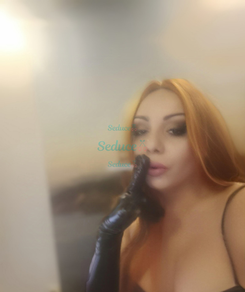 Photo escort girl Miki: the best escort service