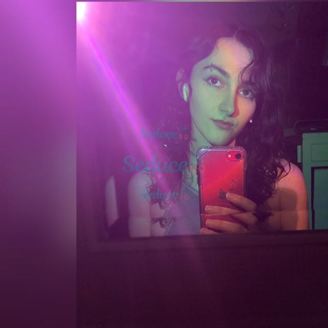 Photo escort girl Bella: the best escort service