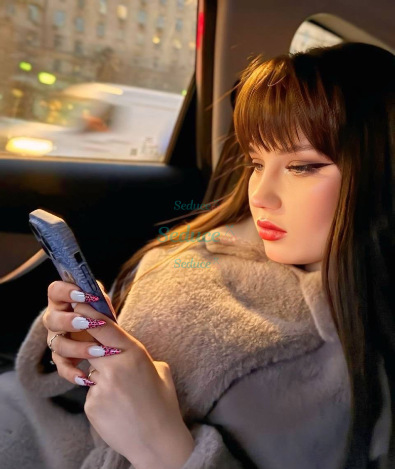 Photo escort girl Bella: the best escort service
