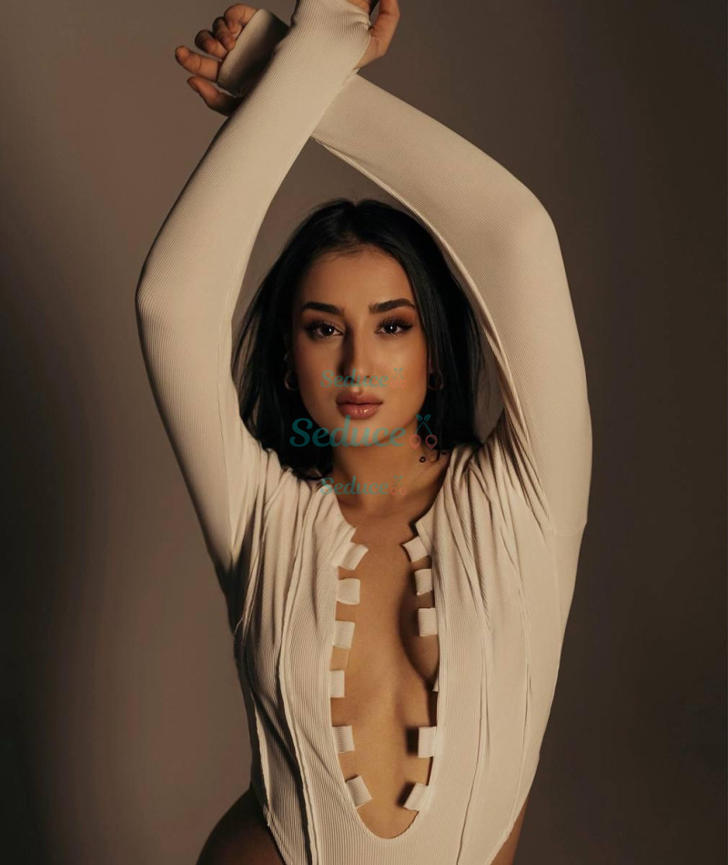 Photo escort girl Ksenia: the best escort service