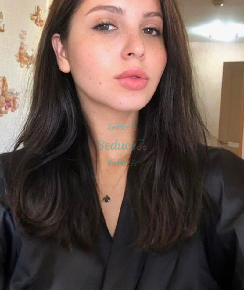 Photo escort girl Justina: the best escort service