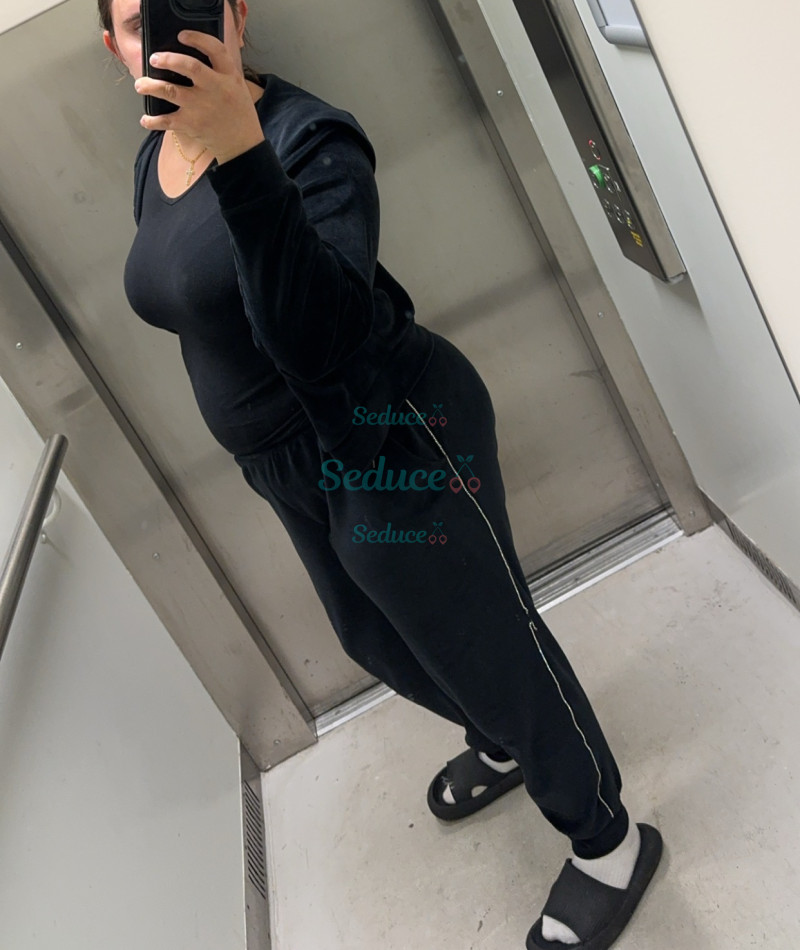 Photo escort girl Kotis: the best escort service