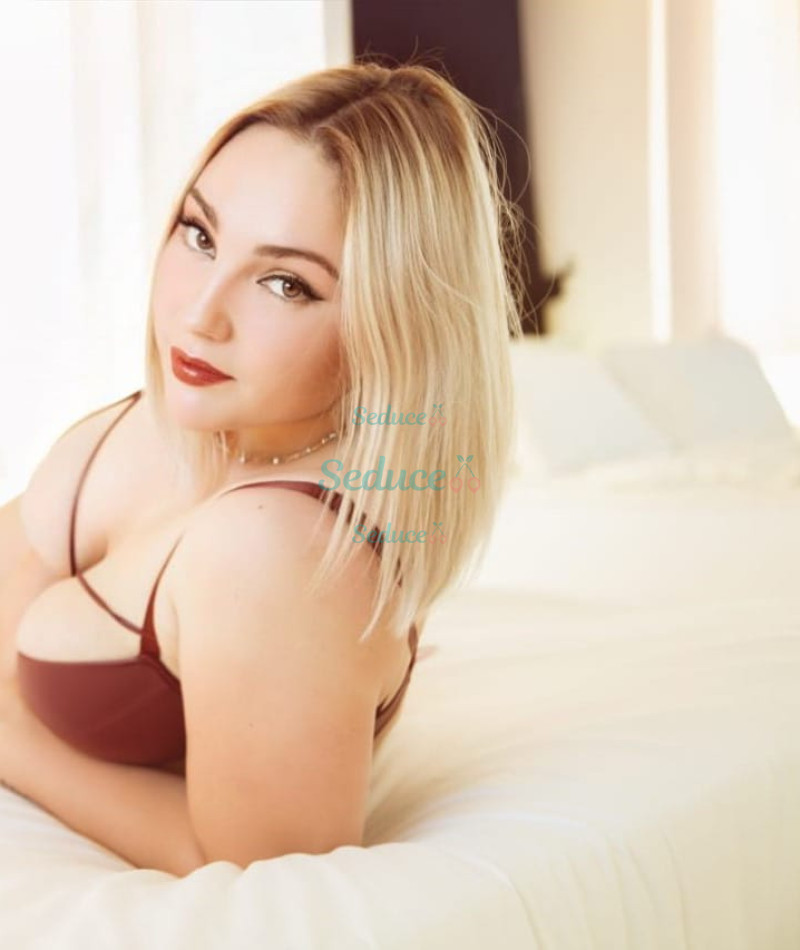 Photo escort girl Polina: the best escort service