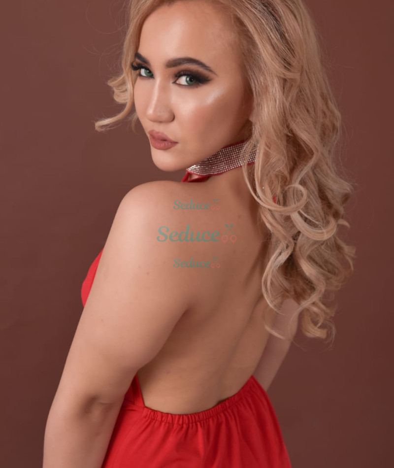 Photo escort girl Sabina: the best escort service
