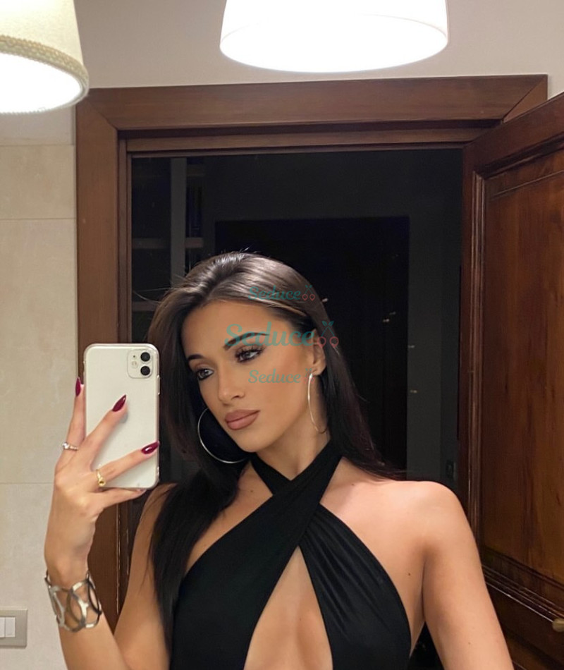 Photo escort girl Fulya: the best escort service