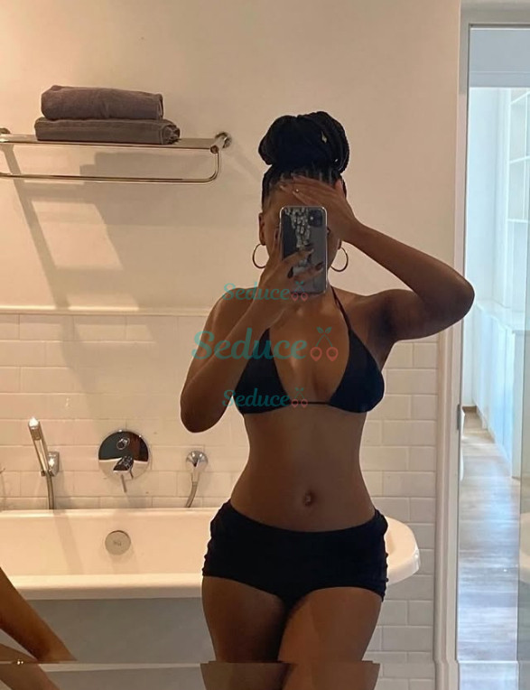 Photo escort girl Nana: the best escort service