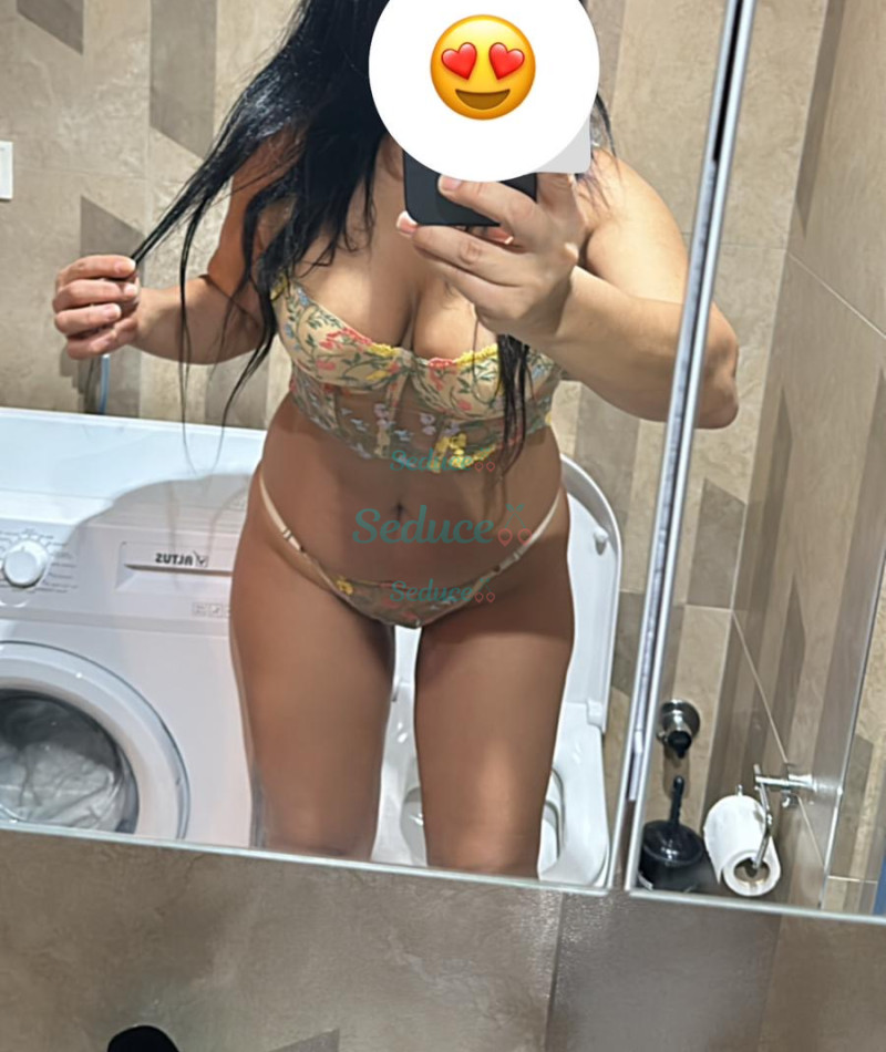Photo escort girl Nesli: the best escort service