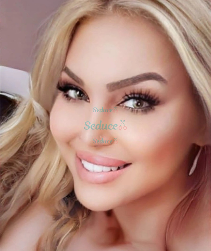 Photo escort girl Alina: the best escort service