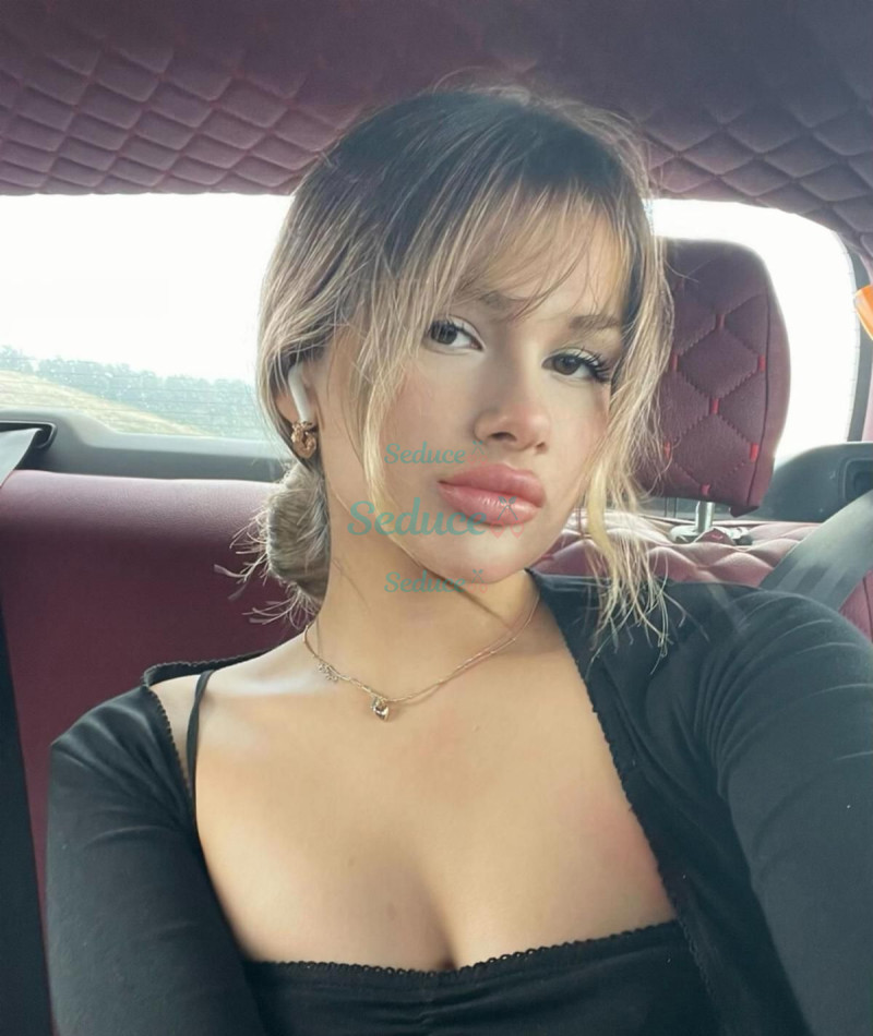 Photo escort girl Sofia: the best escort service