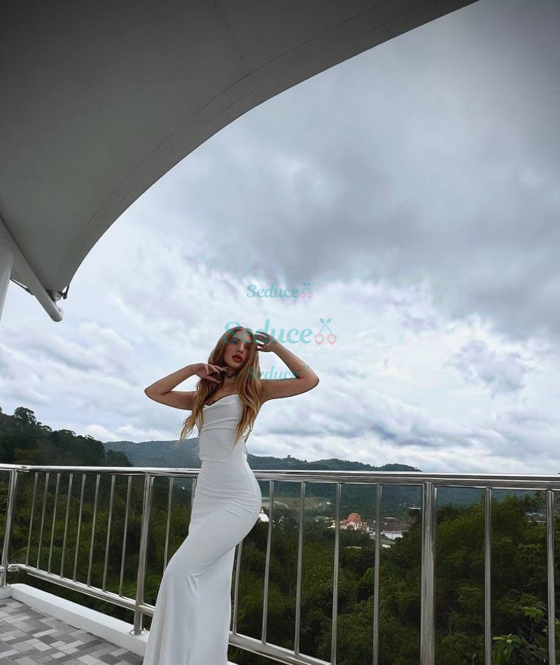 Photo escort girl Rinata: the best escort service