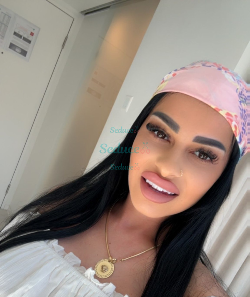 Photo escort girl Ryanna: the best escort service