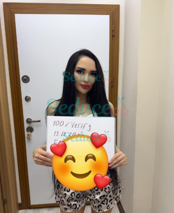 Photo escort girl Jasmin: the best escort service