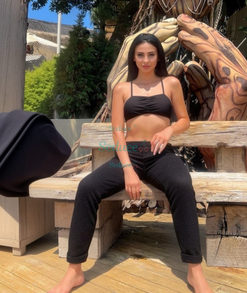 Photo escort girl Beste: the best escort service