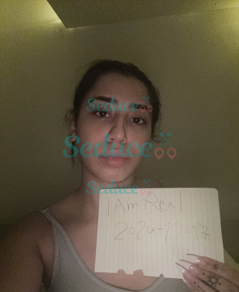 Photo escort girl Lonie: the best escort service
