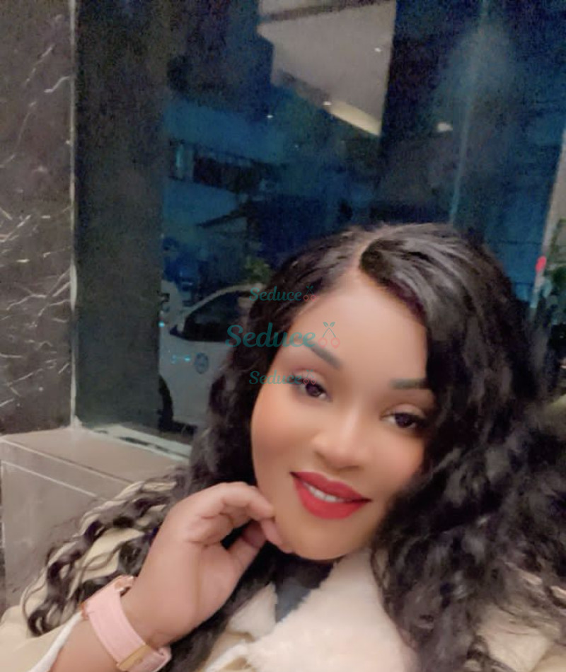 Photo escort girl Shina: the best escort service