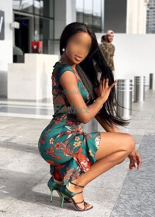 Photo escort girl Sapphire : the best escort service